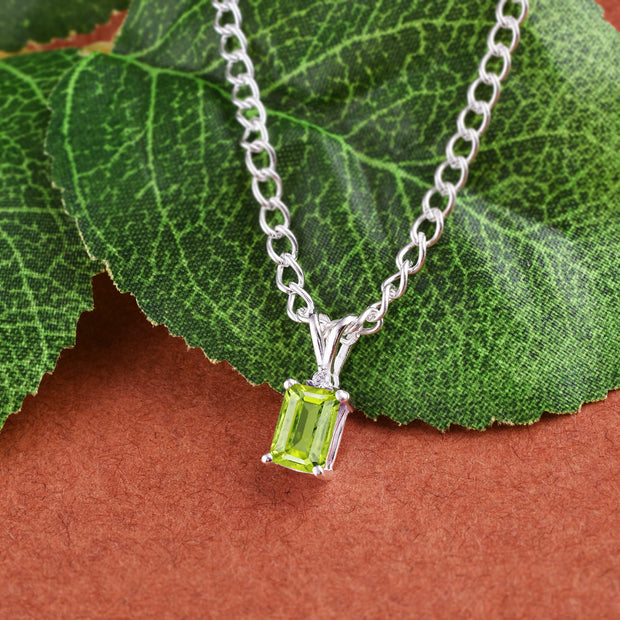 Peridot Gemstone & Diamond Solid 14k White Gold Pendant