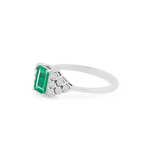 Emerald Gemstone Solid 925 Sterling Silver Ring