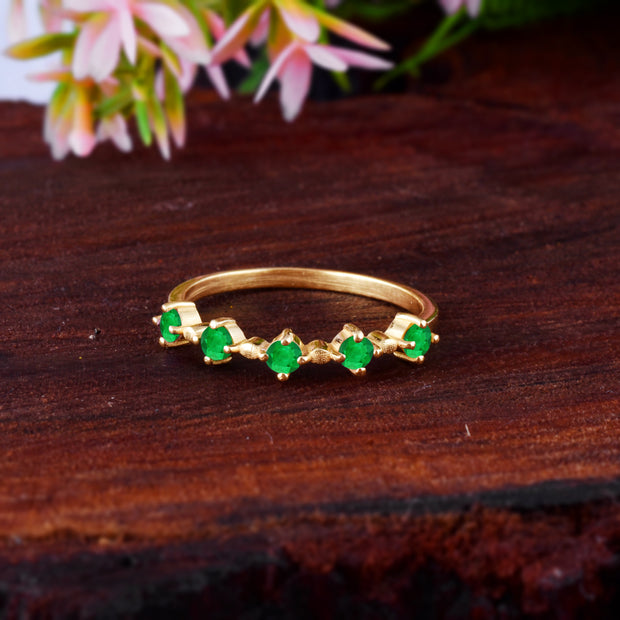Emerald Gemstone Solid 14k Yellow Gold Ring