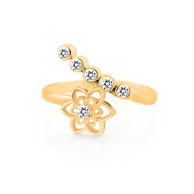 White Topaz Gemstone Solid 14k Yellow Gold Ring