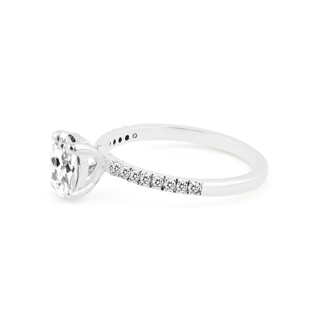 White Topaz Gemstone Solid 925 Sterling Silver Ring